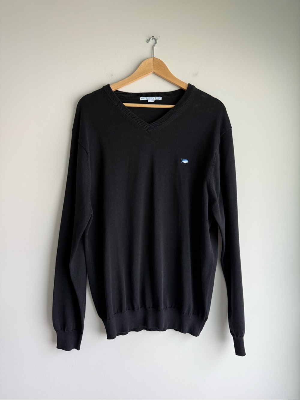 Southern Tide Black V Neck Cotton Sweater Men’s L